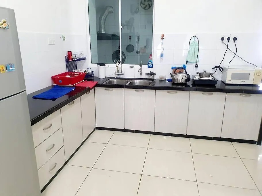 Holiday home Jovial 2 Storey Home 4Room 6Pax Only @Alma Jusco Bukit Mertajam