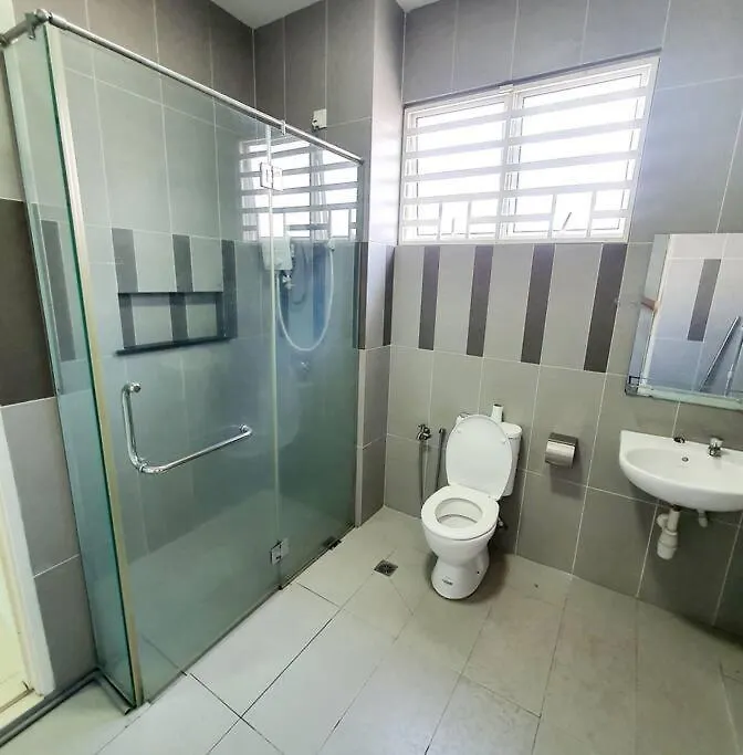 Jovial 2 Storey Home 4Room 6Pax Only @Alma Jusco Bukit Mertajam Holiday home