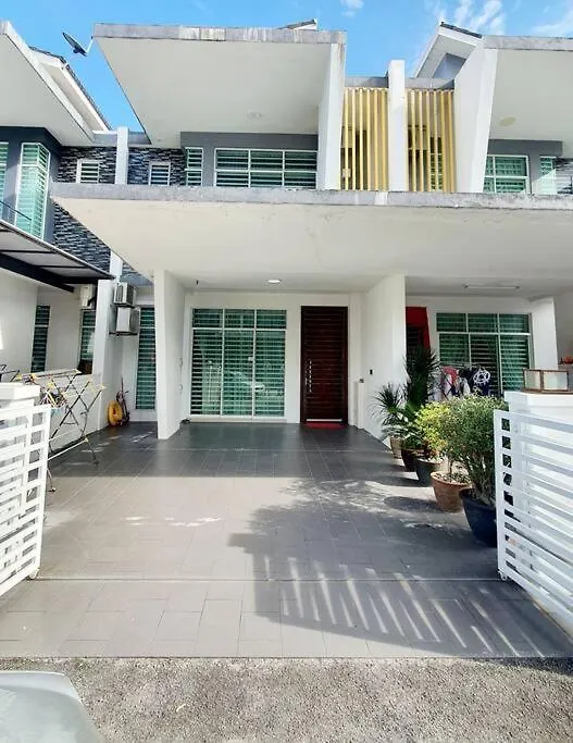 Jovial 2 Storey Home 4Room 6Pax Only @Alma Jusco Bukit Mertajam Malaysia